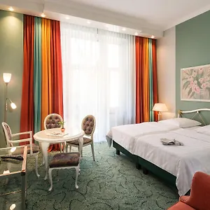 Palmenhof Hotel