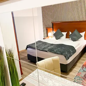 Hotel West, Frankfurt am Main