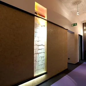 3* Hotel Cristall - Frankfurt