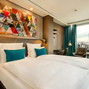 One Frankfurt-roemer Hotel