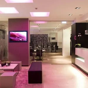 4* Hotel Pearl Design - Frankfurt